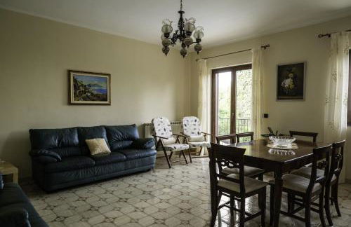 Villa Sara sull'etna con Piscina - Foto 9