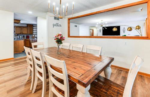 Spacious Retreat with Deck 14 Mi to Nolin Lake! - Foto 12