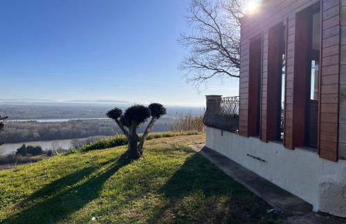 VILLA au calme avec VUE MAGNIFIQUE -entièrement climatisée - piscine - Photo 18
