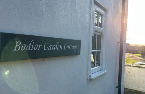 Bodior Garden Cottage Bach - Photo 2