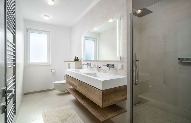 Beachfront Villa Grey Martini with Pool - Foto 32