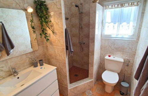 Holiday Home Gemütliches Ferienhaus in Tarajalejo mit Großem Garten und Meerblick by Interhome - Photo 34