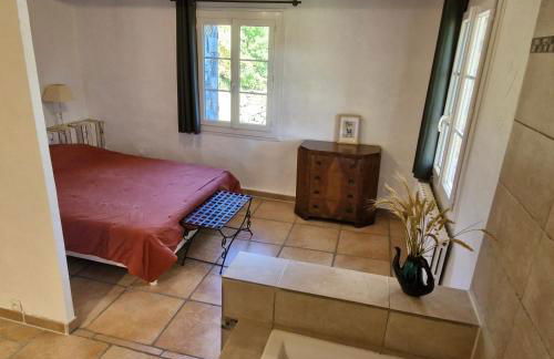 Charming converted Mill with Private Swimming Pool - Foto 16