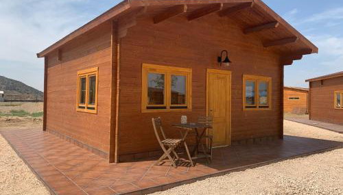 Granja escuela con bungalows Familias y grupos Parking privado gratuito - Foto 3