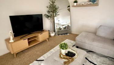 Lovely Provo Oasis - Photo 4