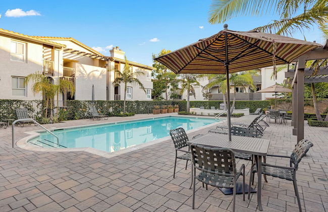 Walk to Beach Pool, Hot Tub, Private Patio, Parking Seabreeze Retreat - Foto 31