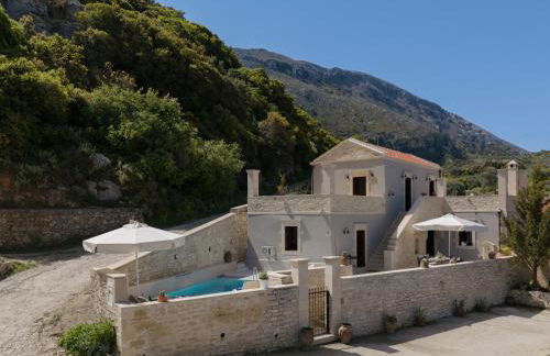 Evergreen - Photo 26