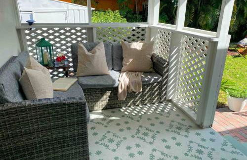 Cozy Renovated Vintage Modern House Downtown! - Foto 14