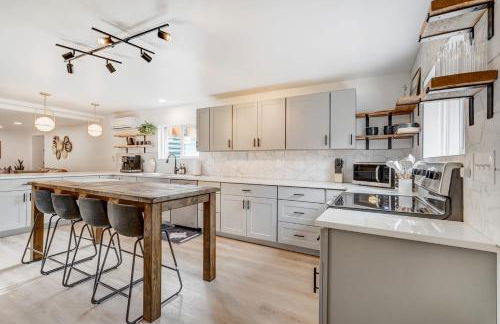 Sundance Retreat 2 King Beds Downtown & Kitchen - Foto 23