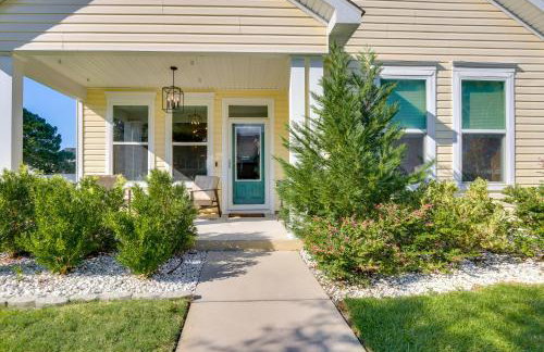 Coastal Home with Yard Less Than 1 Mi to Old Town Bluffton! - Photo 29