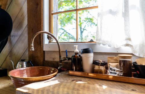 Treetop Hideaways: Luna Loft Treehouse - Foto 11