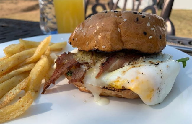 KRAVIT Premier Suites - Photo 12