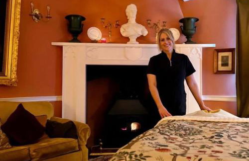 Tan-yr-Ogo Gate Lodge, Gwrych Castle - Foto 39