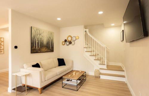 Work, Rest and Gather - Spacious 3BR with Modern Charm - Foto 13