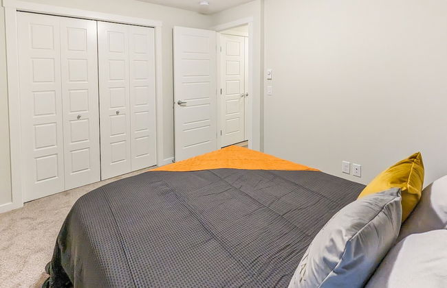 New Apartments in Cranston by GLOBALSTAY - Photo 4