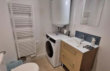 Jeny 3 - Duplex 4 pers - Wifi - 10mn Hypercentre - Lave linge - Calme - Foto 12