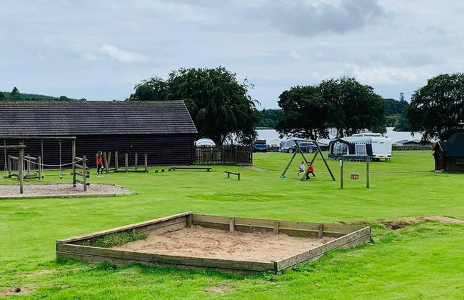Stunning 2-bed Apartment in Newton Stewart - Photo 16