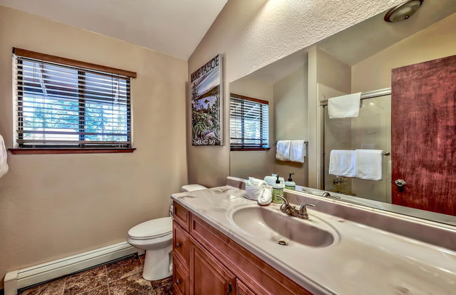 Mv49 Lake Tahoe a Block From the Caverock Beach - Foto 32