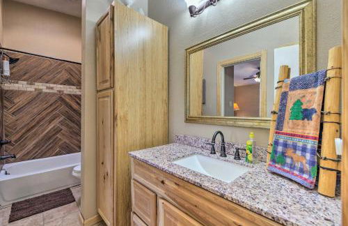 All-Season Alto Getaway with Fire Pit and Deck! - Foto 20