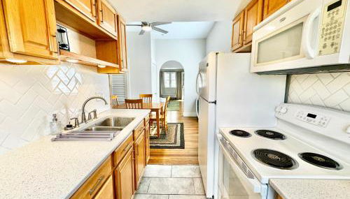 Trojan Hideaway on First Street - Foto 5