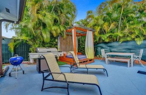 Central Stunning Villa with Heated Pool Cabana - Foto 40