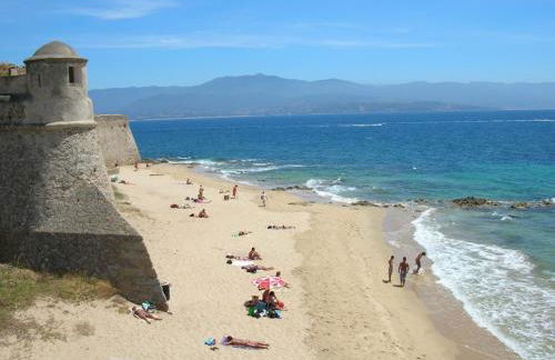 T4 Terrasses Vieille ville, Ajaccio - Foto 13