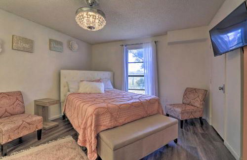 Chic A-Frame Escape with Fire Pit - Private Property - Foto 13