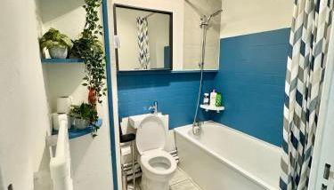 SPACIEUX DUPLEX PRES DES QUAIS DE SEINE LINGE MAISON FOURNI PARKING GRATUIT 4 CHAMBRES bienvenue à vous - Foto 5