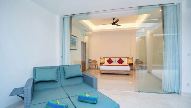 AR Villa Sayan - Foto 4, Habitación