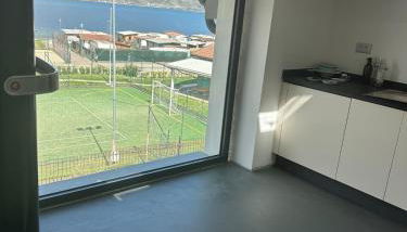 Top floor design apt, 3bd, 2bt! - Photo 5