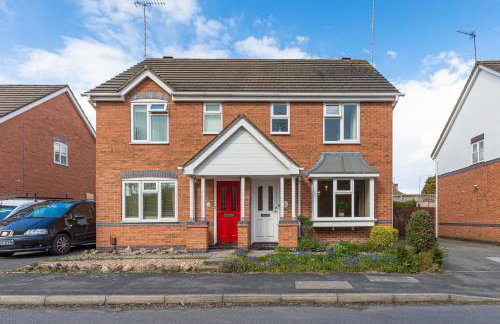 Spacious 3-Bedroom House with Parking Family Friendly - Foto 18