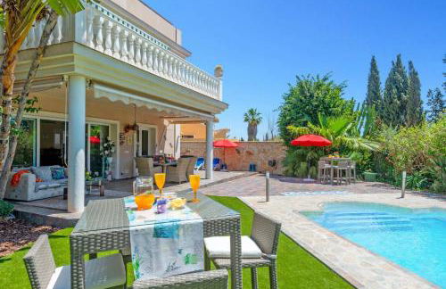 Villa Paraisos Sol by Villa Plus - Photo 2