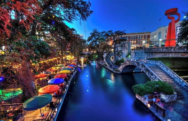 Perfect Spot to Relax 4br/3ba Near Dtown Hemisfair - Foto 73
