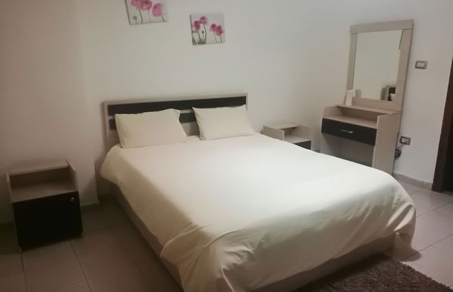 Cozy Dair Ghbar Apartments - Photo 21