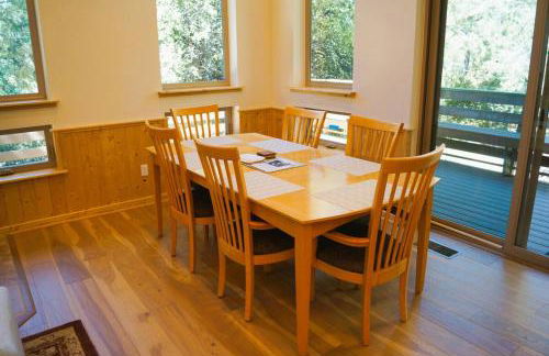 Bearly Connected, a brand new cabin in the woods - Foto 8