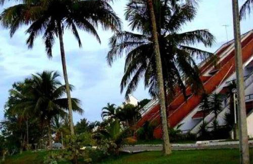 Vista para a lagoa - Enseada Azul, perto da Bacutia e Peracanga - Duas suítes Ar Condicionado - Varanda Gourmet - Lazer Completo, piscinas, quadras, sauna, pescaria, náutica, bar, restaurante, parques - Estacionamento e Portaria 24h - Foto 69