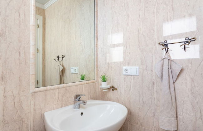 Apartment - 2 Bedrooms with Pool and WiFi - 107865 - Photo 17