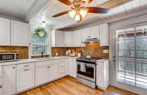 Dog-Friendly Hiawassee Cabin Near Lake and Hiking - Foto 12