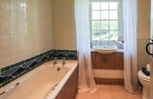 Ellis Howe - Photo 26