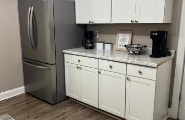 Larry's Love, Early check-in, late check-out! - Photo 11