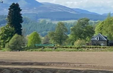 Private detached cottage sleeps 4 - Photo 2