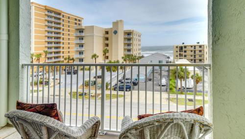 Walk to Coast Condo in Daytona Beach Shores! - Foto 2