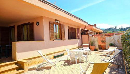 Holiday Home Villa mit Wasserblick by Interhome - Foto 1