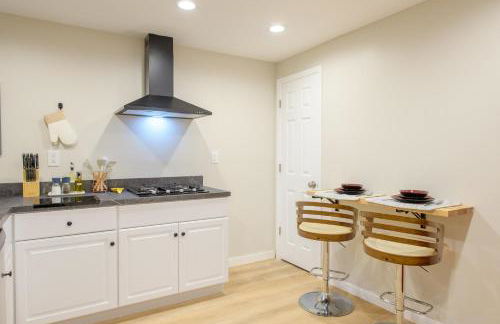 Entire Modern Cozy 2BR Apt mins SU LeMoyne DT - Foto 8