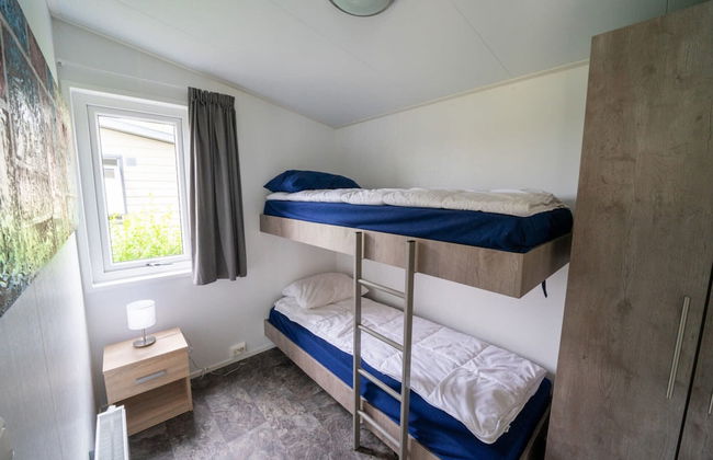 Modern Chalet With Dishwasher on the Markermeer - Photo 2