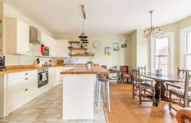 Host Stay Cabbell Towers - Foto 12