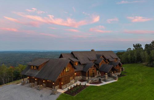 Pinnacle Pointe by Relaxtay 600 Acre Private Luxury Estate with Spa, Pool, Theater and Lake - Foto 22