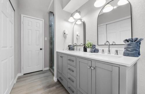 Beautiful 4BR 2B Home with pool near At&t Stadium - Foto 29