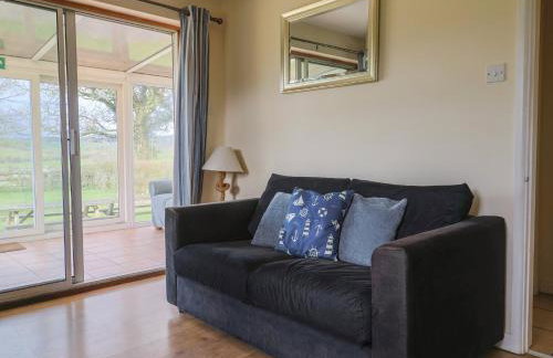 Court House Farmhouse - Photo 8