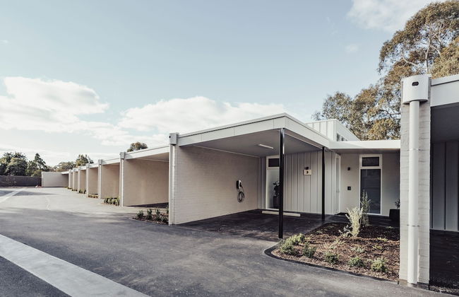 Clare Hillside Apartments - Photo 51